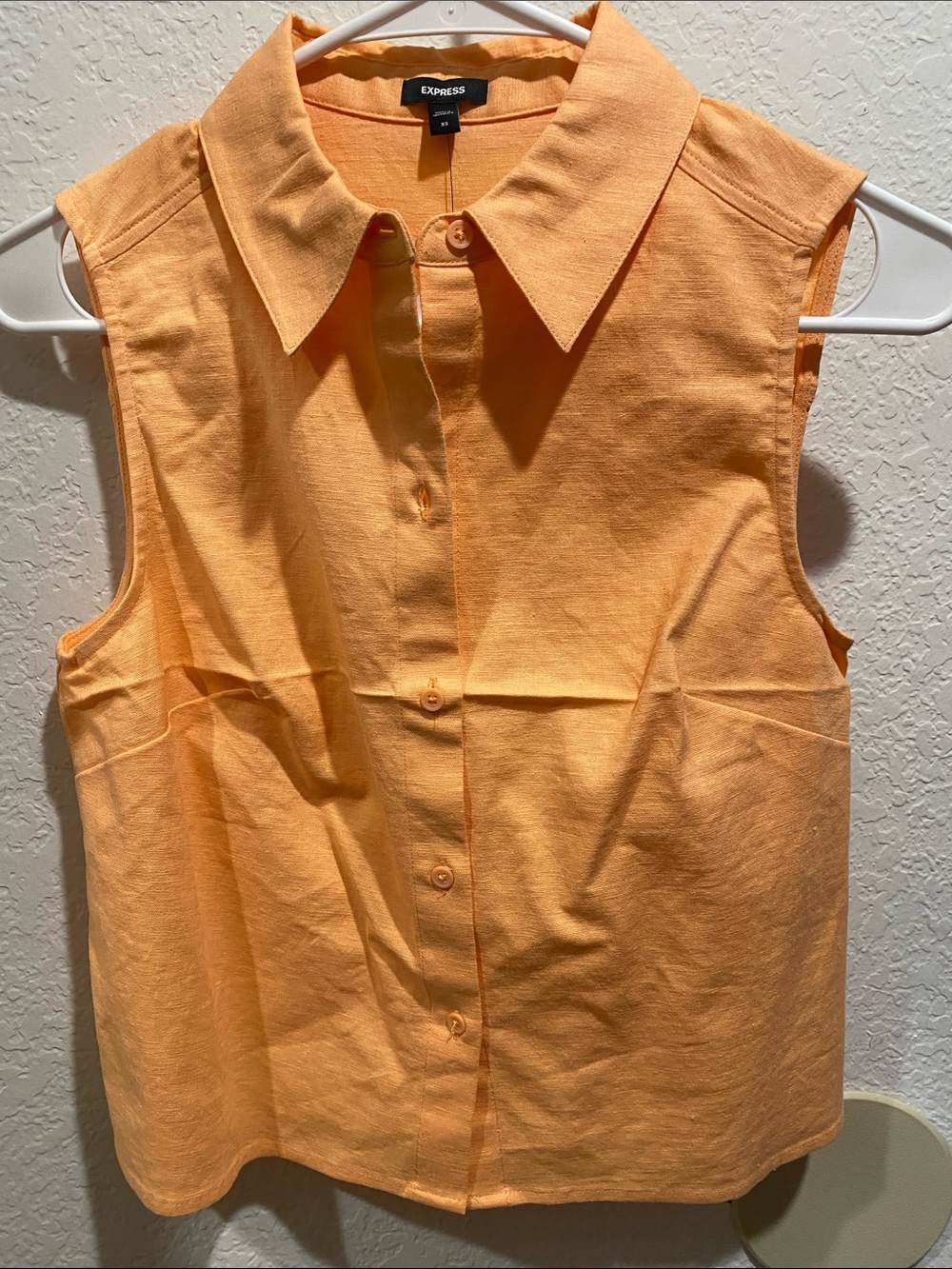 Express Sleeveless Button-Down Shirt in Peach